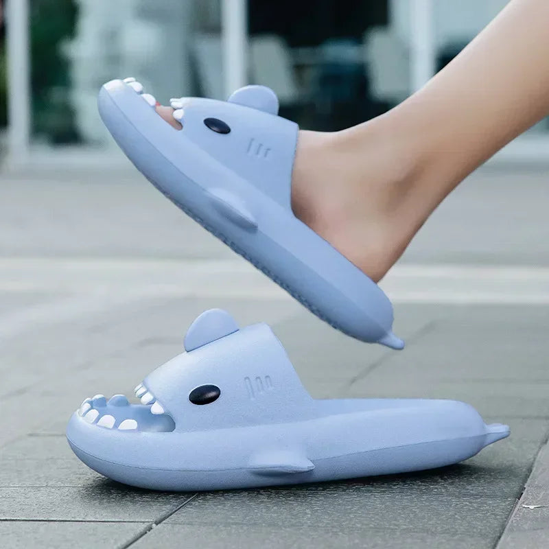 Summer Slippers Shark Slides Outdoor Women Shoes Flip Flops Men Couples Cartoon Eva Shoes Bathroom Non-Slip Sandals