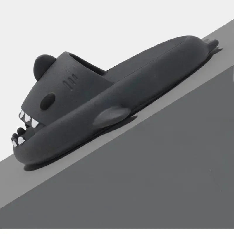 Summer Slippers Shark Slides Outdoor Women Shoes Flip Flops Men Couples Cartoon Eva Shoes Bathroom Non-Slip Sandals